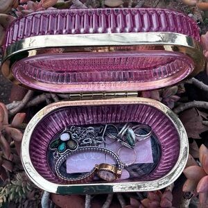 Elegant Gold and Pink Jewelry Organizer